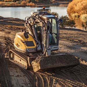 Picture of 6t Tracked Mecalac 