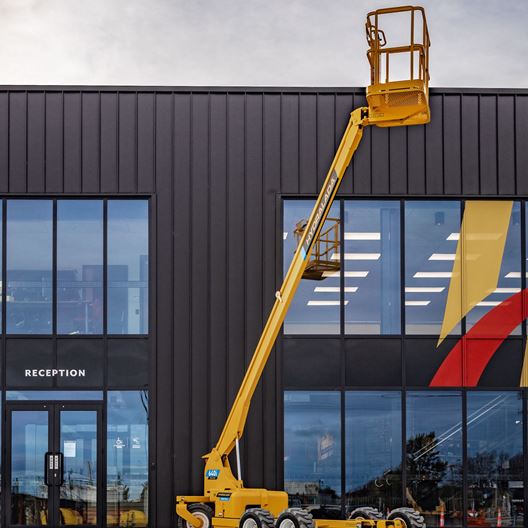 Hire & Rent 6.4m (8.4m) Hydralada | Wellington, Palmerston North, NZ