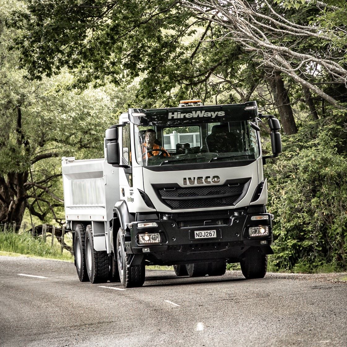 Picture of 11t Tipper Truck (Class 4) 6x4